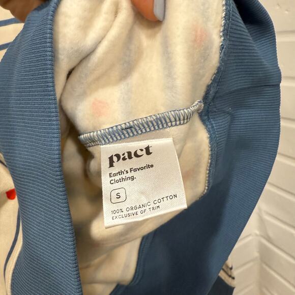 Pact NWT Scattered Hearts Slouchy Sweatshirt Striped Blue Sml Organic Valentines - Picture 7 of 12